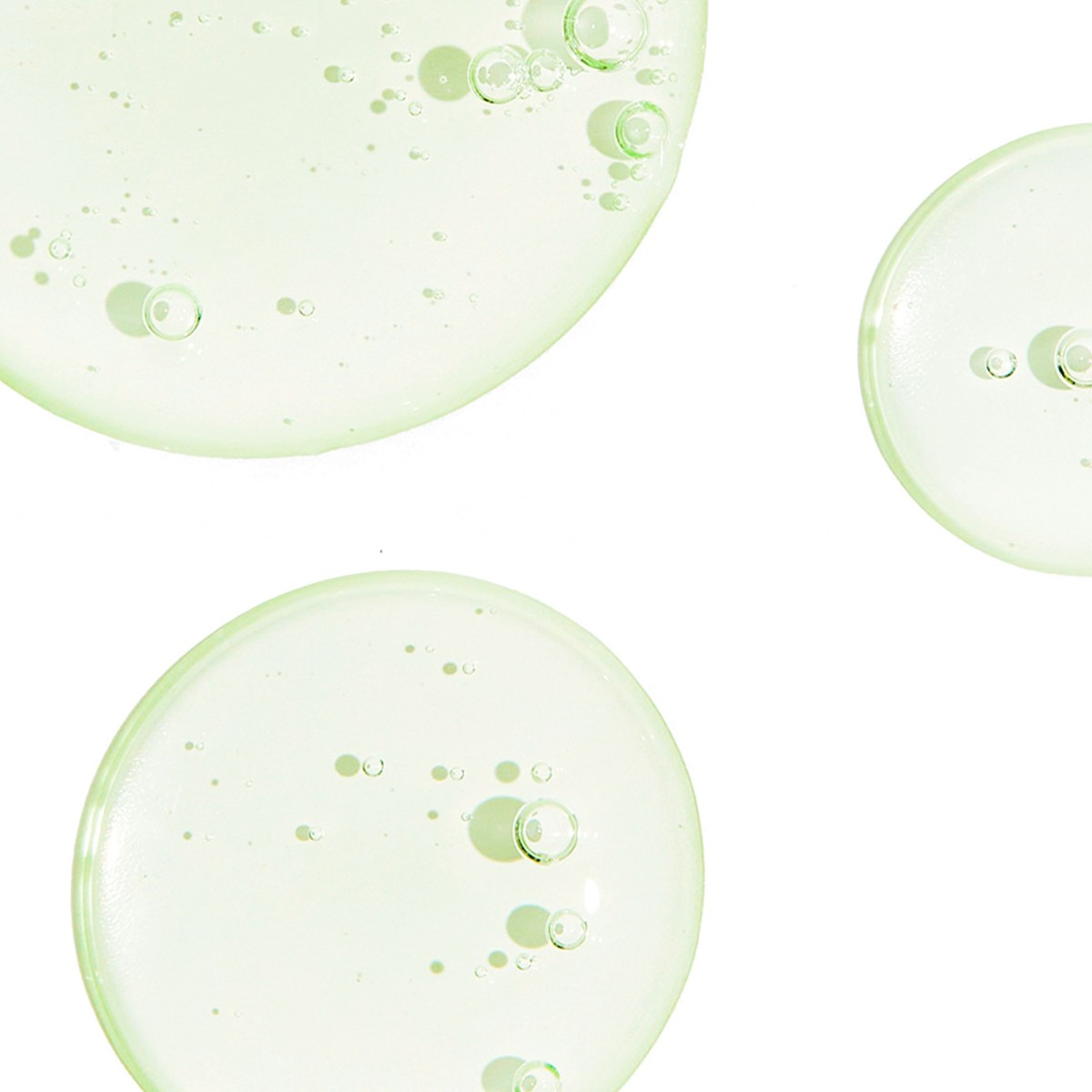 Brightening and pore-minimizing serum with lime · Omitted | MiiN Cosmetics