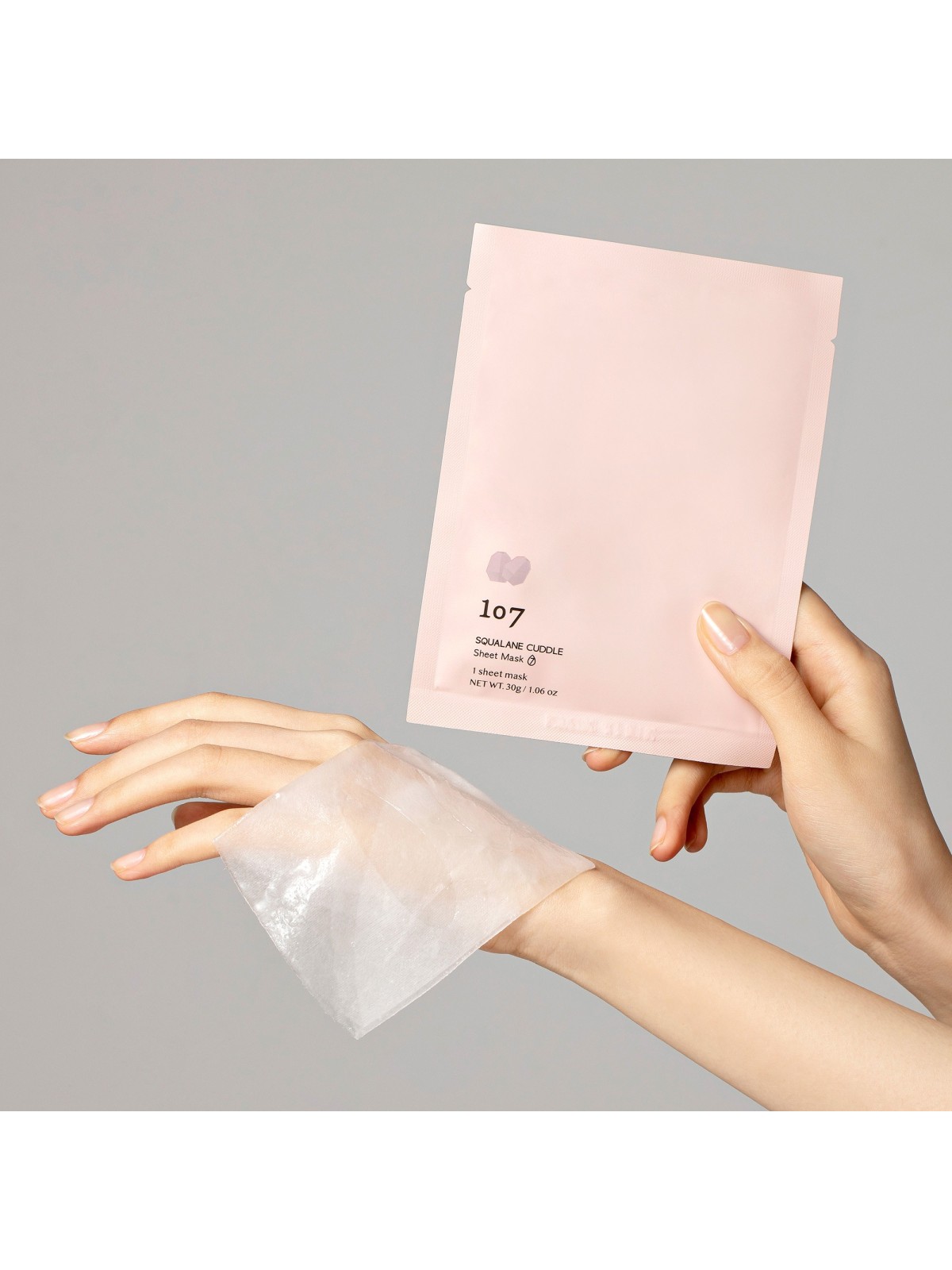 Squalane and Niacinamide Sheet Mask · 107 | MiiN Cosmetics