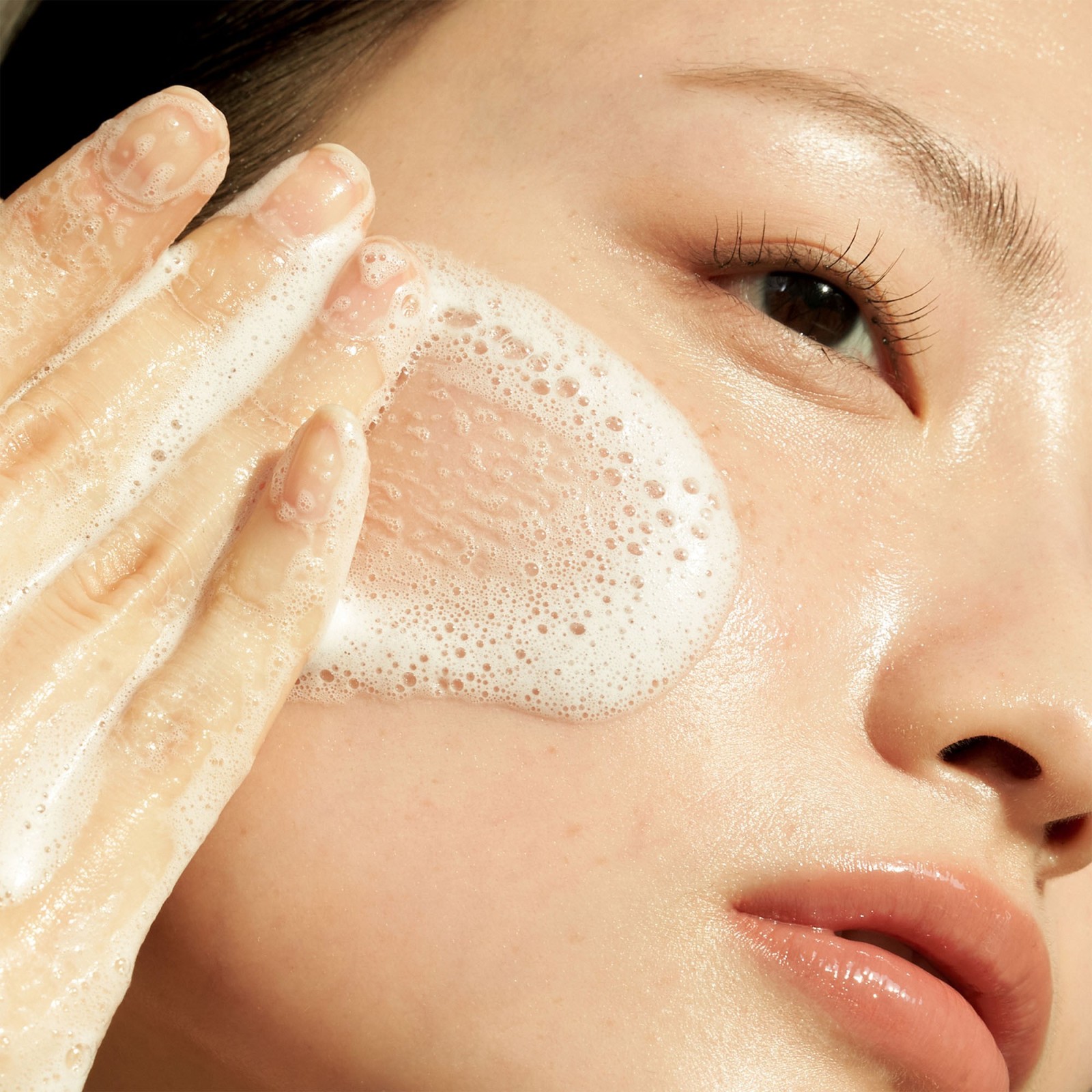 Gentle Black Facial Cleanser - Klairs | MiiN Cosmetics