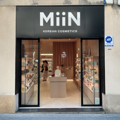 MiiN Cosmetics Barcelona - Sitges